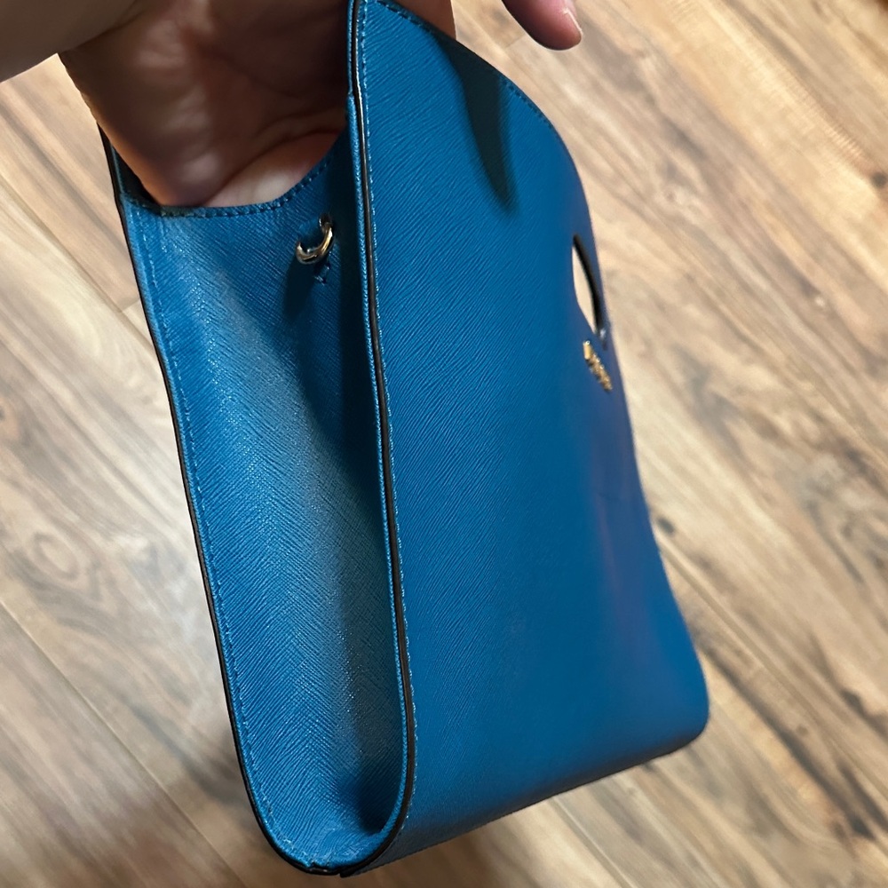 Michael Kors Tilda XL Teal Clutch - Picture 10 of 17